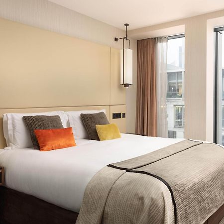 มอนต์คาล์ม รอยัล ลอนดอน เฮาส์ - ซิตี้ ออฟ ลอนดอน Hotel ภายนอก รูปภาพ A room at the Mandarin Oriental, Hong Kong