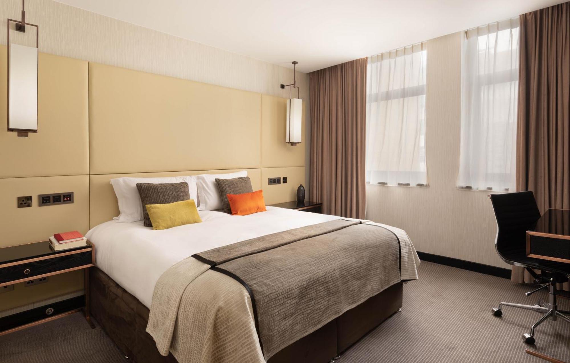มอนต์คาล์ม รอยัล ลอนดอน เฮาส์ - ซิตี้ ออฟ ลอนดอน Hotel ภายนอก รูปภาพ A room at the hotel