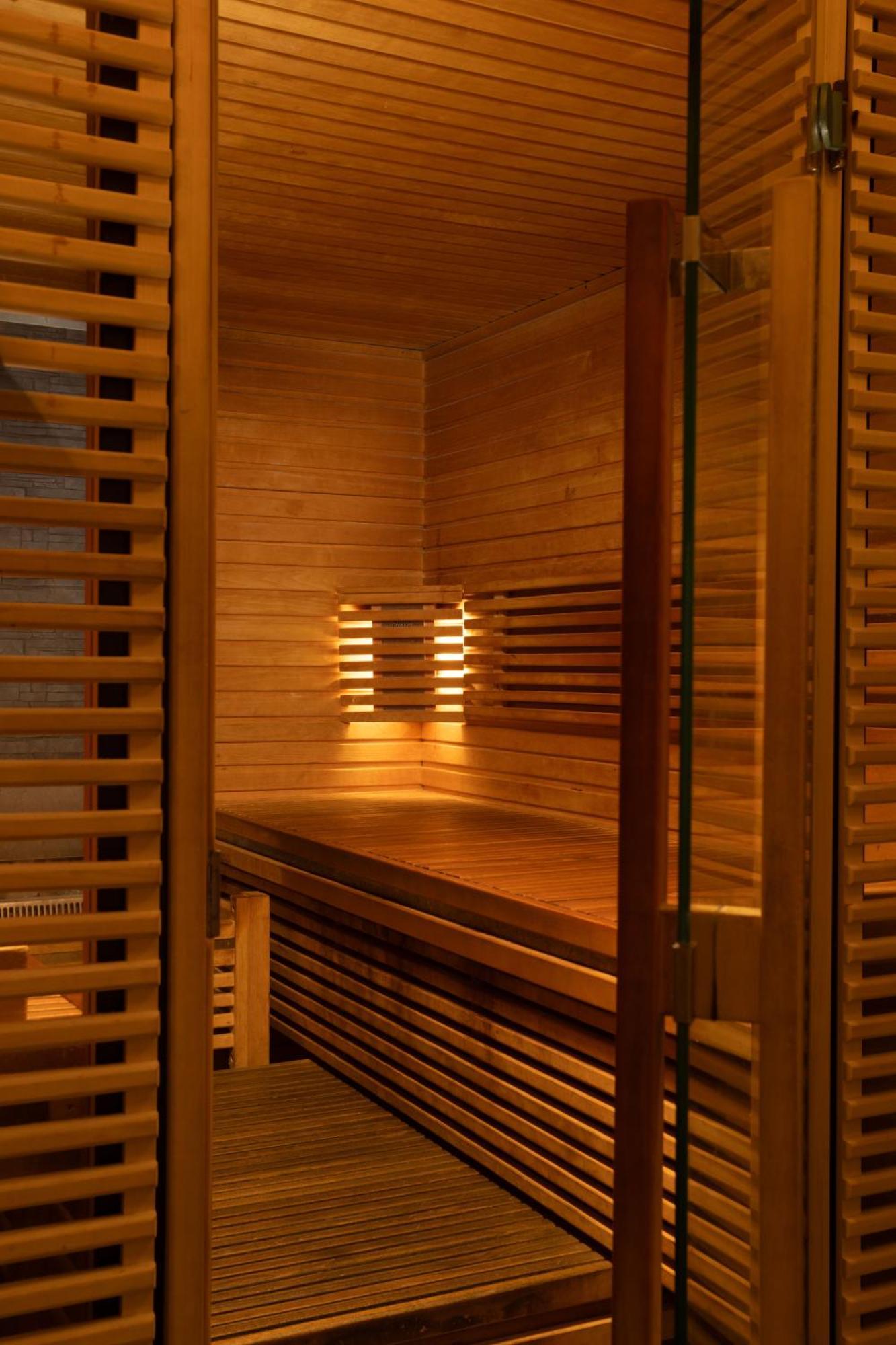 มอนต์คาล์ม รอยัล ลอนดอน เฮาส์ - ซิตี้ ออฟ ลอนดอน Hotel ภายนอก รูปภาพ A Finnish sauna
